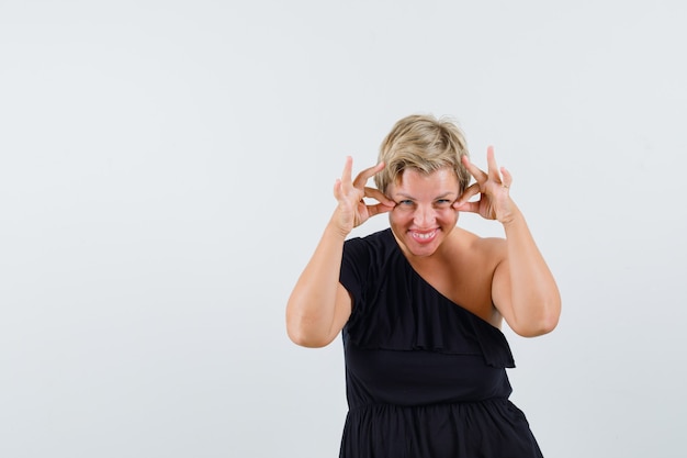 7 Celebrities Who Quietly Battle Anxiety