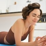 Get Moving with These 30-Minute Home Workouts to Burn Fat During Self-Isolation