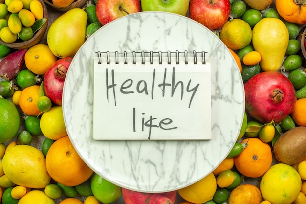 Healthy Eating Habits: A Day in the Diet of Instagram’s Top Influencers