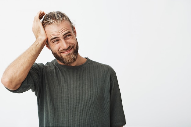 Understanding Hair Loss: 5 Common Causes and Effective Solutions